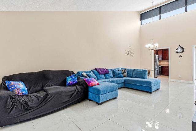 1875 Abbey Road, West Palm Beach, FL 33415