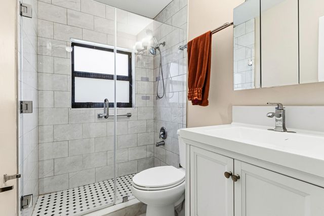 1875 Abbey Road, West Palm Beach, FL 33415