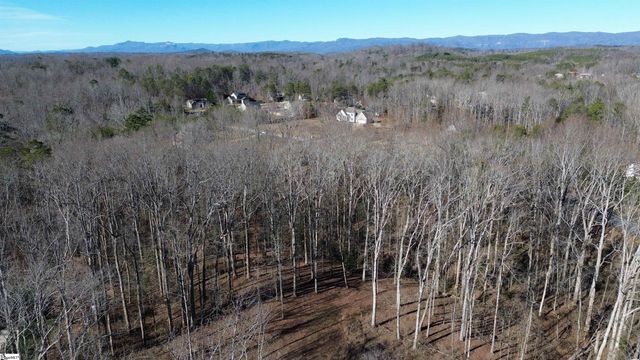 1070 Bates Crossing Road, Travelers Rest, SC 29690