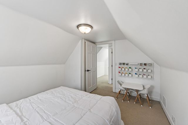 3848 37th Avenue S, Minneapolis, MN 55406