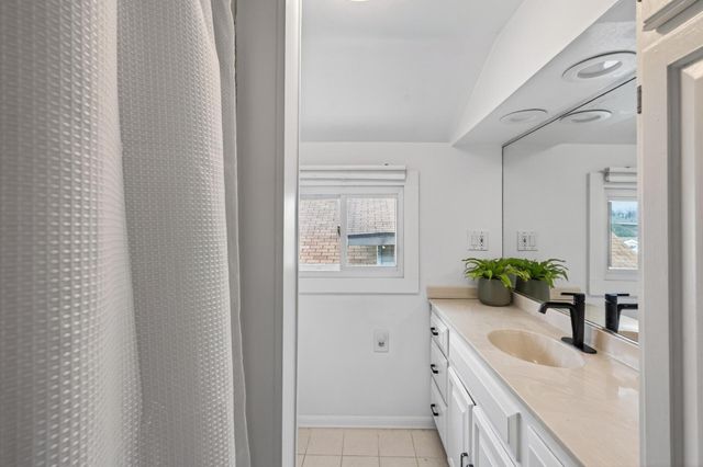 3848 37th Avenue S, Minneapolis, MN 55406