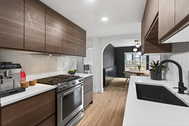 3848 37th Avenue S, Minneapolis, MN 55406