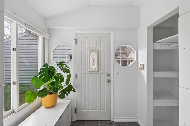 3848 37th Avenue S, Minneapolis, MN 55406