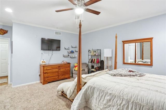 594 PARKSIDE VILLAGE NW Way, Marietta, GA 30060