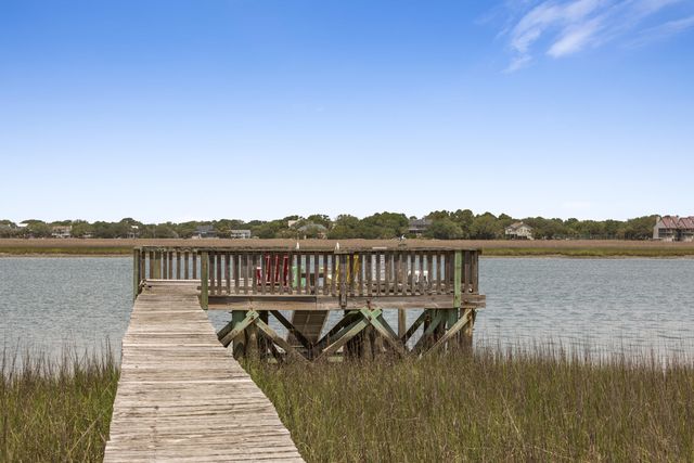 218 E Huron Avenue, Folly Beach, SC 29439