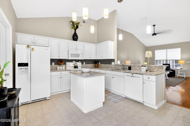 11503 SHADY MEADOW Drive, Jacksonville, FL 32258