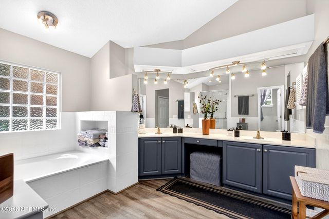 11503 SHADY MEADOW Drive, Jacksonville, FL 32258