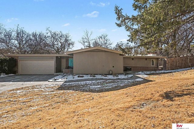 3701 Decatur Street, Omaha, NE 68111