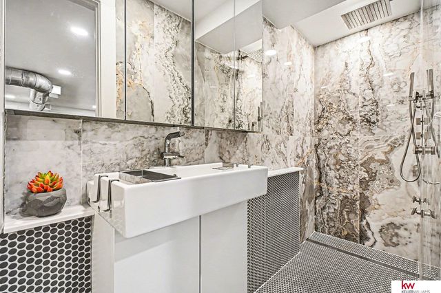 3701 Decatur Street, Omaha, NE 68111