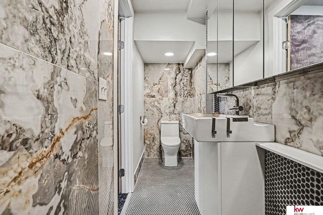 3701 Decatur Street, Omaha, NE 68111