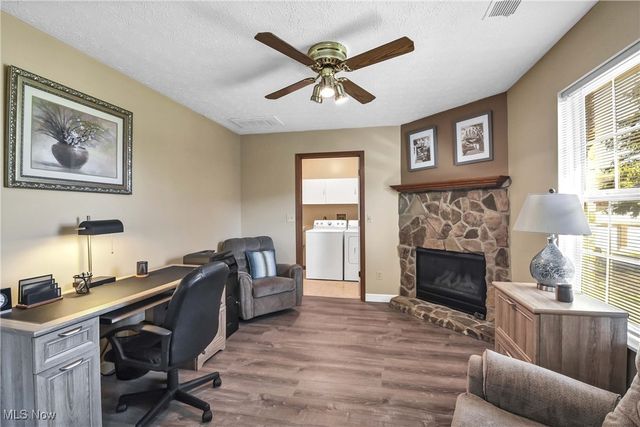 2703 Shakespeare Lane, Avon, OH 44011