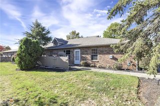 2703 Shakespeare Lane, Avon, OH 44011