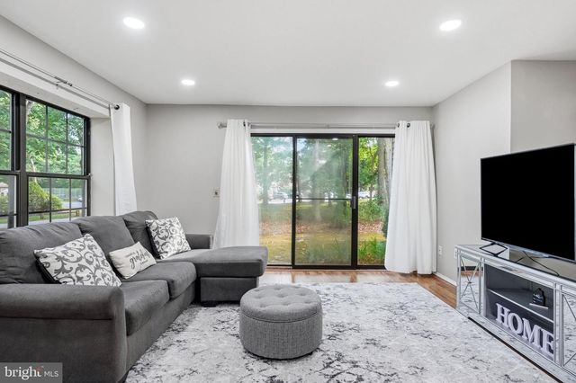 78 SUSSEX PL, Absecon, NJ 08205