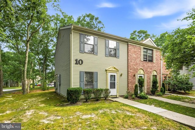 78 SUSSEX PL, Absecon, NJ 08205