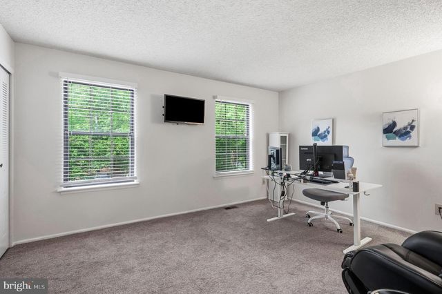 78 SUSSEX PL, Absecon, NJ 08205