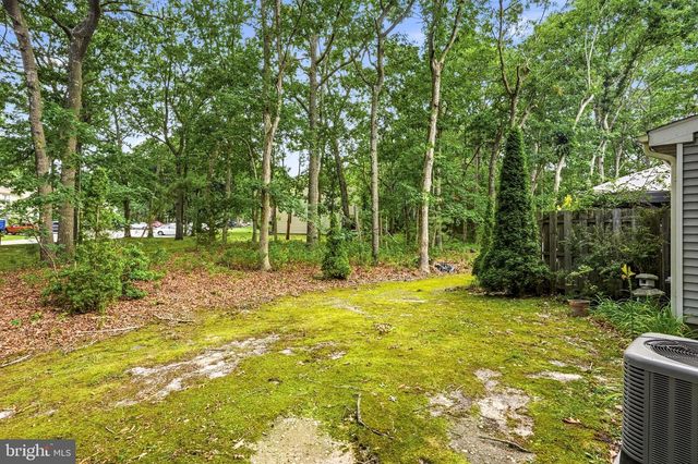 78 SUSSEX PL, Absecon, NJ 08205
