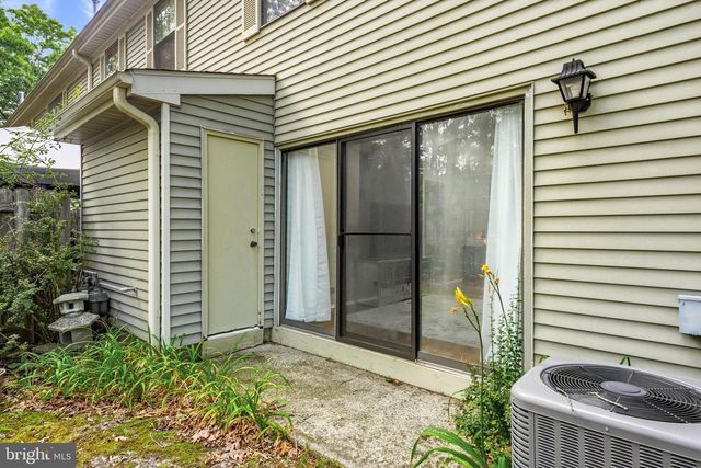 78 SUSSEX PL, Absecon, NJ 08205