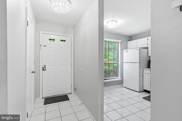 78 SUSSEX PL, Absecon, NJ 08205