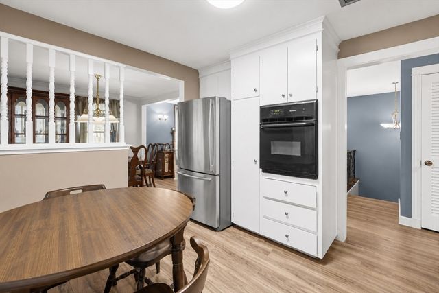 165 King Philip St, Weymouth, MA 02190
