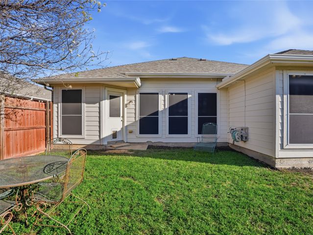 420 Stirling Road, Rhome, TX 76078