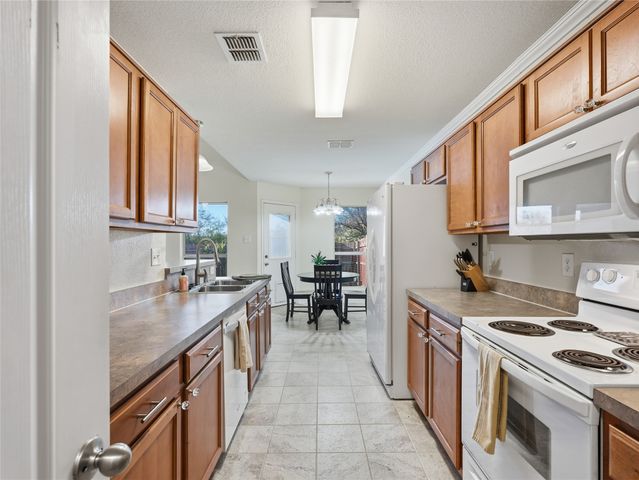 420 Stirling Road, Rhome, TX 76078