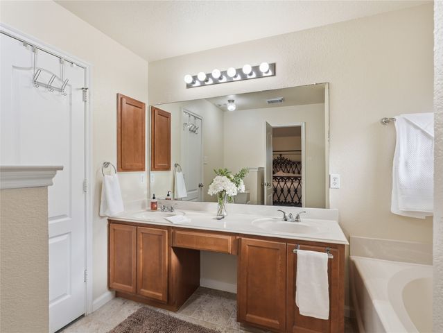 420 Stirling Road, Rhome, TX 76078