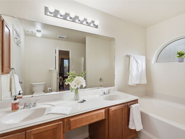 420 Stirling Road, Rhome, TX 76078