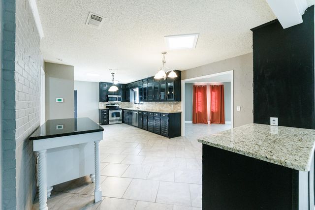 7012 Nashville Drive, Lubbock, TX 79413