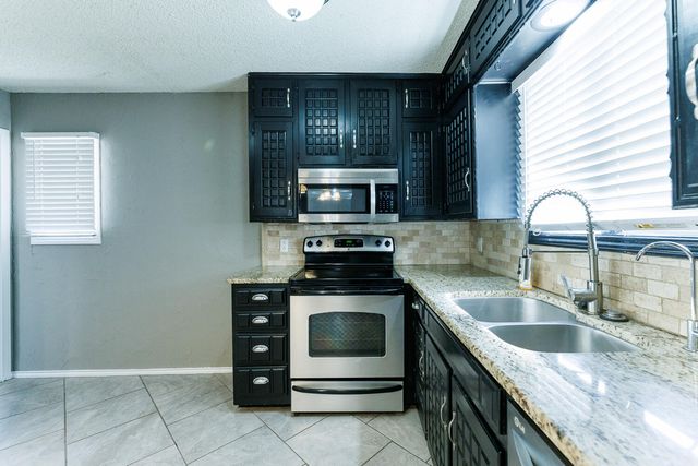 7012 Nashville Drive, Lubbock, TX 79413