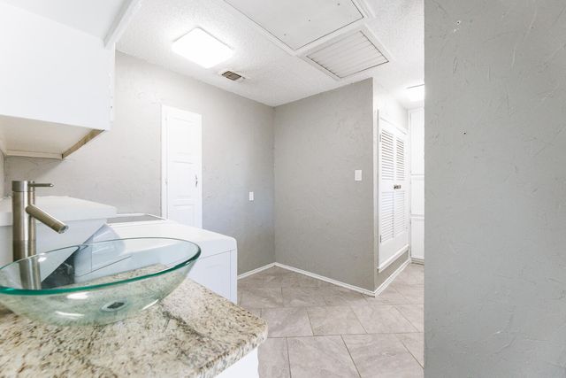 7012 Nashville Drive, Lubbock, TX 79413