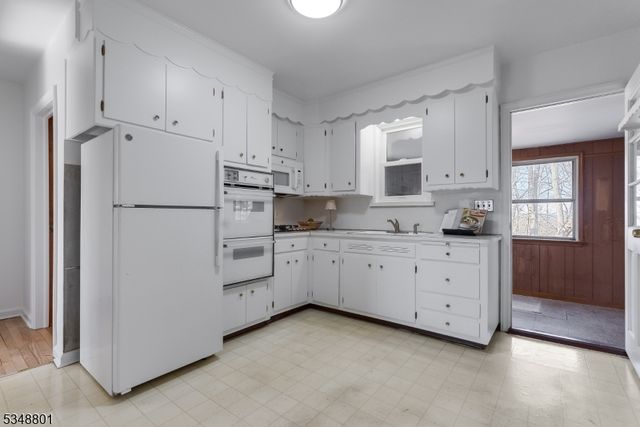 835 Mountain Ave, New Providence Boro, NJ 07922