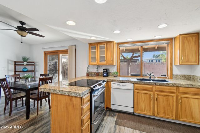 4530 W CONTINENTAL Drive, Glendale, AZ 85308