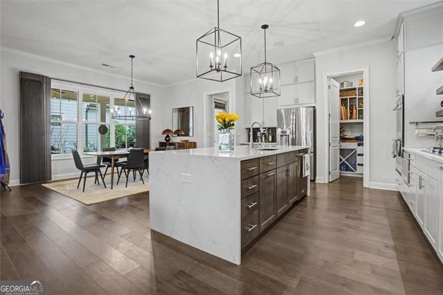 6630 Thicket Aly, Alpharetta, GA 30005