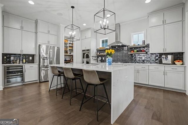 6630 Thicket Aly, Alpharetta, GA 30005