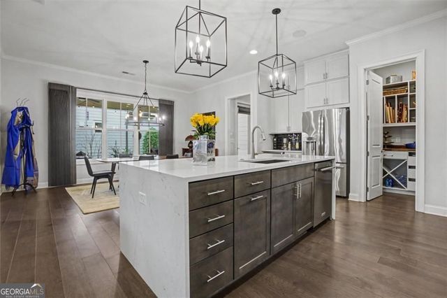 6630 Thicket Aly, Alpharetta, GA 30005