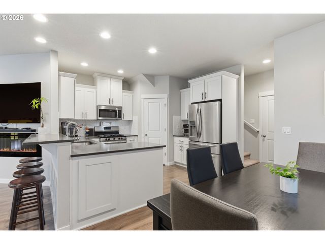 12685 Se ZION St, Damascus, OR 97089