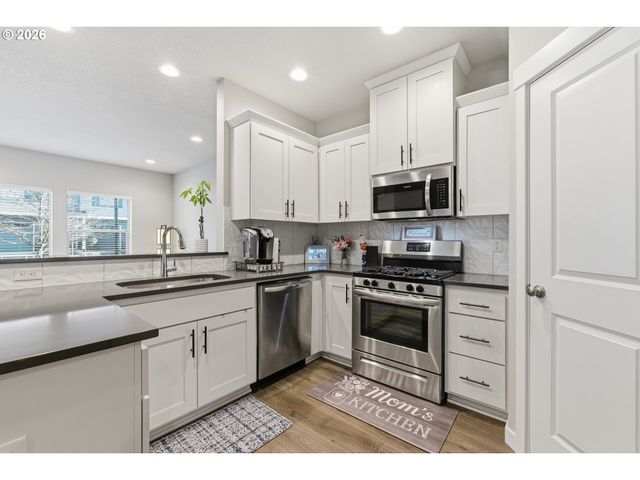 12685 Se ZION St, Damascus, OR 97089