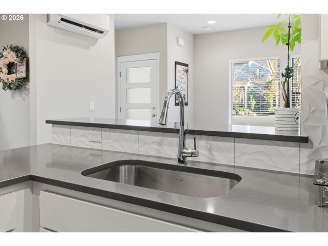 12685 Se ZION St, Damascus, OR 97089