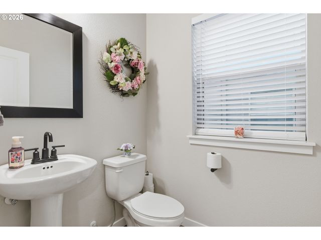 12685 Se ZION St, Damascus, OR 97089