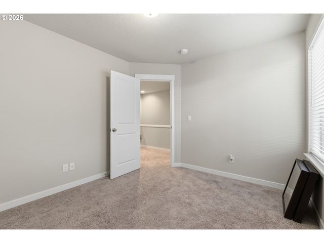 12685 Se ZION St, Damascus, OR 97089