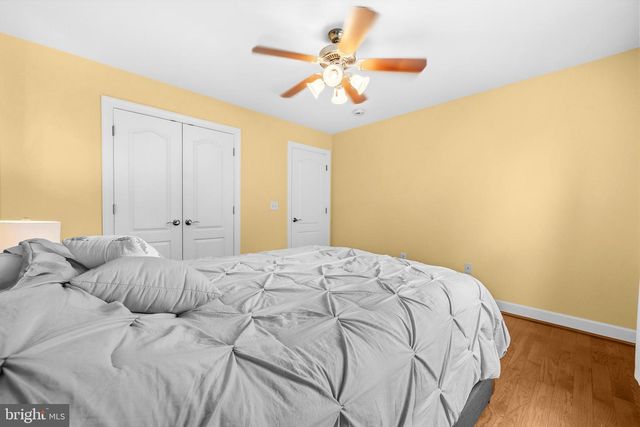 6 TOWERING OAKS DR, Fredericksburg, VA 22405