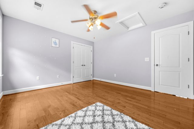 6 TOWERING OAKS DR, Fredericksburg, VA 22405