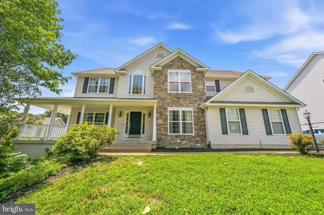 6 TOWERING OAKS DR, Fredericksburg, VA 22405