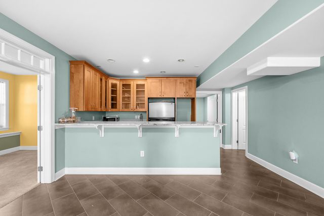 6 TOWERING OAKS DR, Fredericksburg, VA 22405