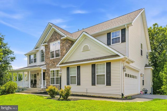 6 TOWERING OAKS DR, Fredericksburg, VA 22405