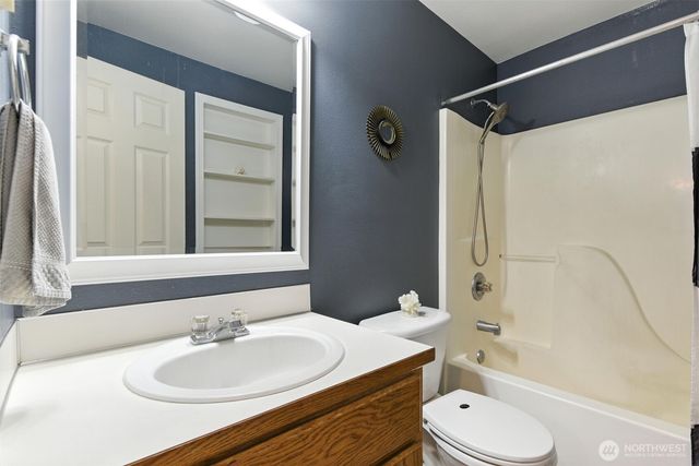 21010 55th Avenue Ct E, Spanaway, WA 98387
