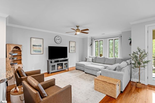 1209 E Washington Street Unit 304, Greenville, SC 29601