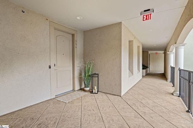 1209 E Washington Street Unit 304, Greenville, SC 29601