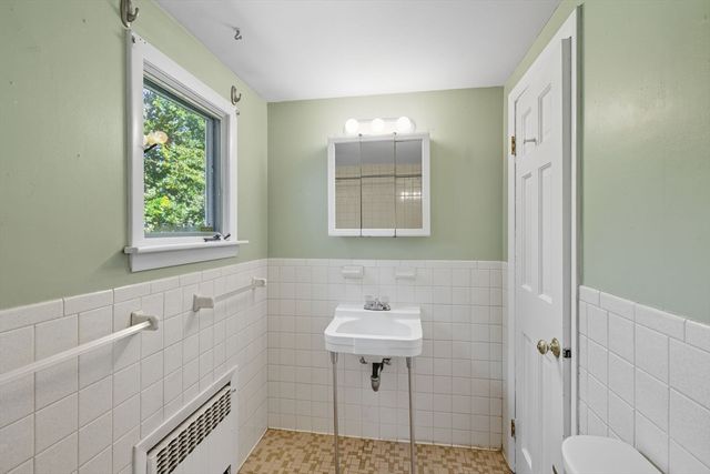 59 Hope Ln, Dennis, MA 02638