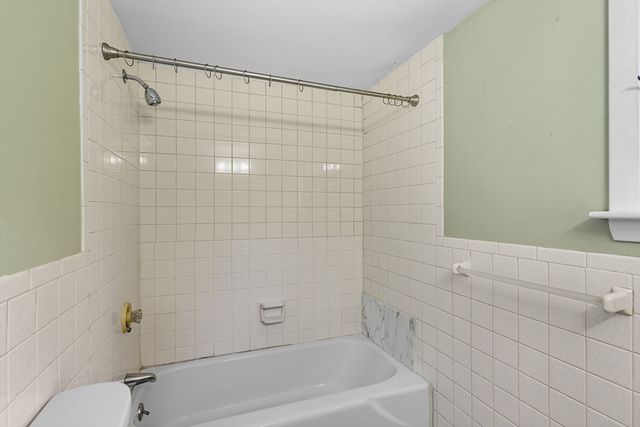 59 Hope Ln, Dennis, MA 02638